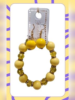 Yellow Wood And Acrylic Bead Bracelet And Earring Set